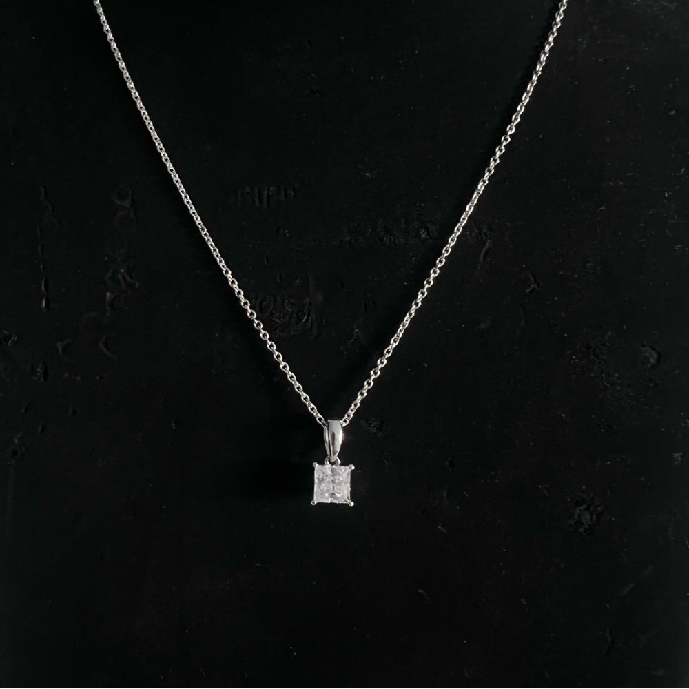 NWT Diamonique Princess 0.75ct Diamond Pendant